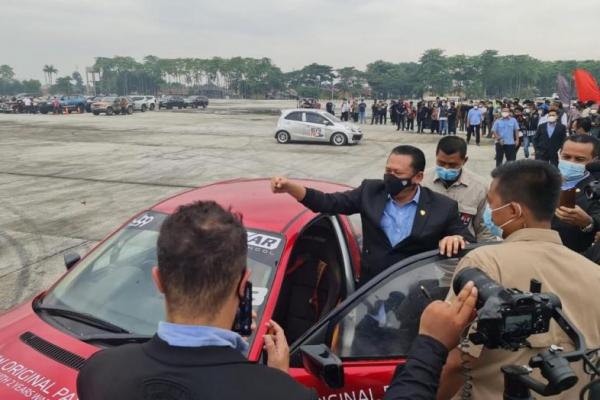Nge-drift Bareng Drifter Nasional Akbar Rais, Bamsoet : Rasanya Luar Biasa