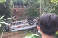 Bus Wisata Terguling di Sumedang, 27 Penumpang Tewas