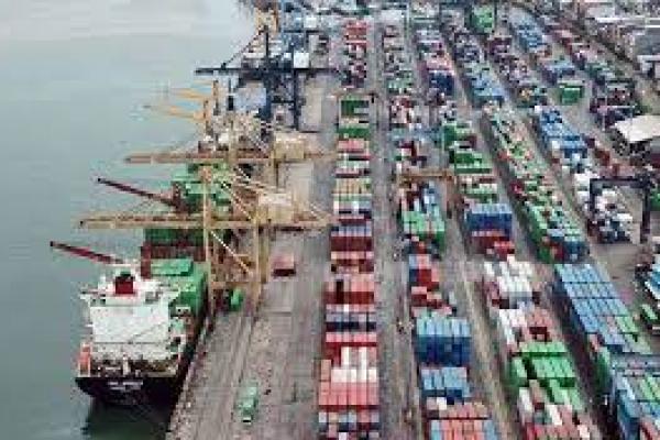 Menko LBP: 8 Pelabuhan Masuk Ekosistem Logistik Nasional Tahun Ini