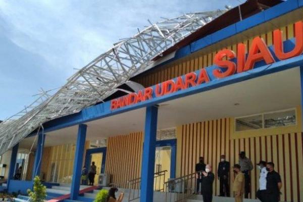 Bangunan Rusak Akibat Hujan, Bandara Siau Batal Diresmikan Presiden