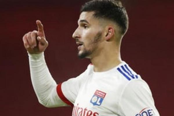 Arsenal Nyerah Bidik Gelandang Lyon