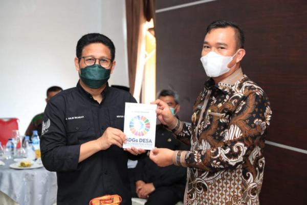 Gus Menteri: Kunci Pembangunan Indonesia Ada di Desa