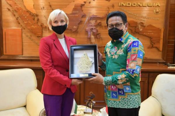 Terima Dubes Hongaria, Gus Menteri Ceritakan Tugas Besar Pembangunan Desa