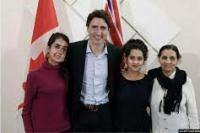 Perempuan Afghanistan yang Ditembak Wajahnya Bicara di Hadapan Publik