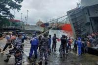 TNI Kerahkan Lima Kapal Perang Bantu Penanganan Bencana di NTT