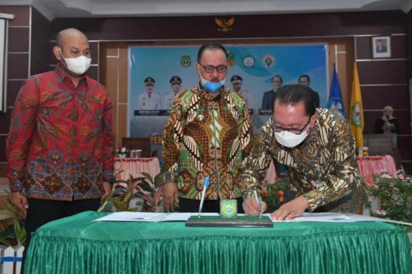 Kembangkan Konektivitas BUMDes, Kemendes PDTT Tandatangani Komitmen Bersama
