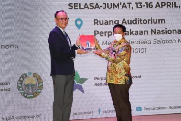 Perpusnas Ajak Masyarakat Teladani Sosok Ibnu Sina Melalui Pemutaran Film