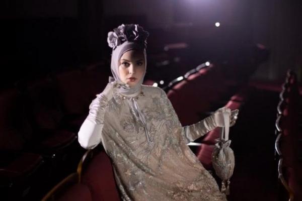 Desainer Ayu Dyah kembali Merilis Koleksi Terbaru Bertajuk Beatrix