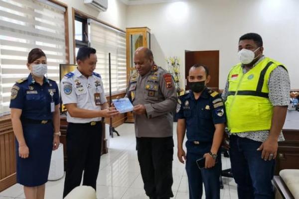 KSOP Jaya Pura dan Polda Papua Sinergi Sukseskan Tol Laut
