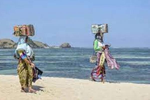  Indonesia Tengah Mengembangkan Pariwisata Halal