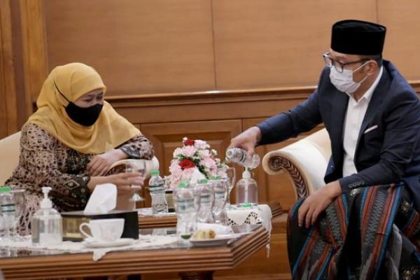  Ridwan Kamil Bertemu  Khofifah, Untuk 2024?