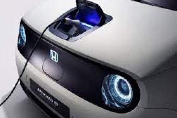 Honda Targetkan 100% Kendaraan Listrik Tahun 2040