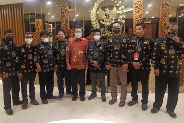 Fadel Muhammad: Desa Harus Jadi Ujung Tombak