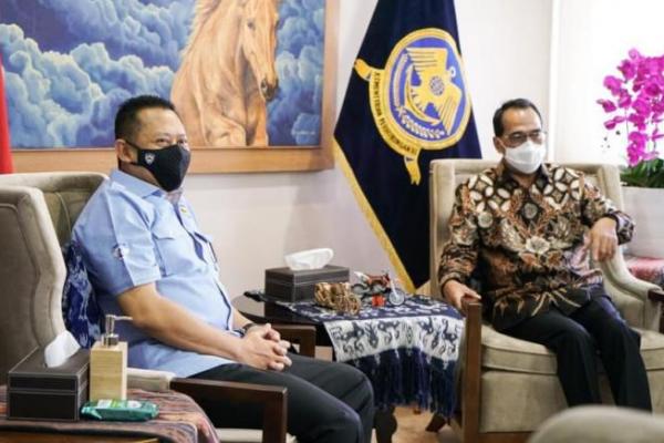 Bamsoet: IMI dan Kemenhub Sepakat Sosialisasikan Buku Panduan Keselamatan dalam Berkendara
