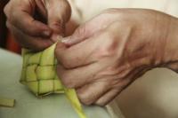Bunda, Ini Resep Bikin Ketupat Anti Gagal