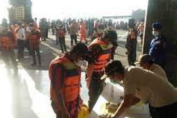 19 Awak Nelayan Yang Tenggelam di Samudera Hindia Tiba di Indonesia