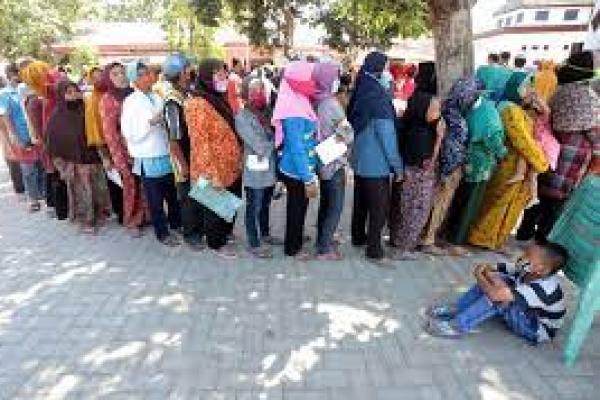 Data Bansos Tumpang Tindih, Jokowo Minta BPKP Awasi Data yang Dikelola Pemerintah