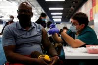 Bujuk Warganya Vaksinasi, California Tawarkan Hadiah Rp1,6 Triliun