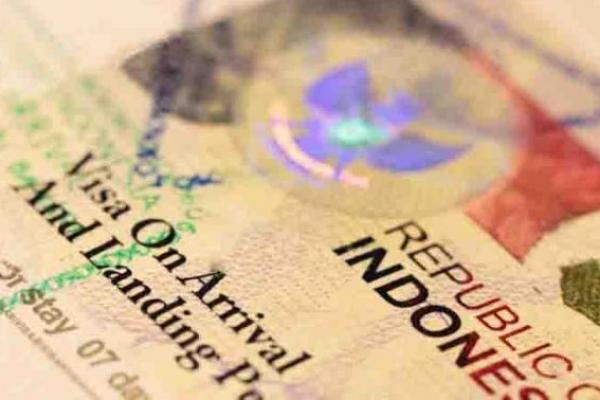 Pemerintah Sarankan WNA Manfaatkan Visa Online