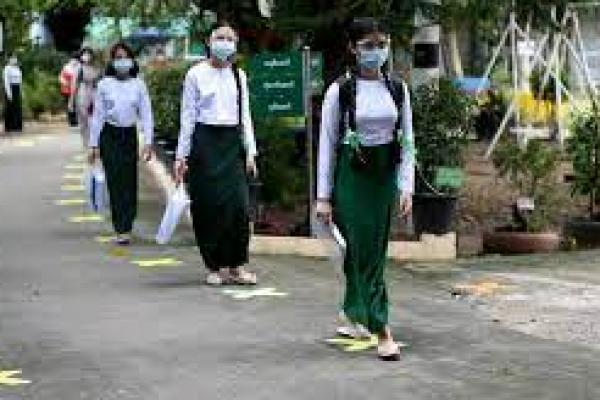 Sekolah Kosong di  Tahun Ajaran Baru Myanmar