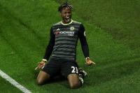 Performa Kurang, Batshuayi Bebas Tinggalkan Chelsea Musim Ini