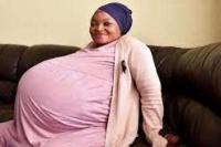 Rekor Dunia Baru, Wanita Afrika Selatan Lahirkan 10 Bayi Kembar