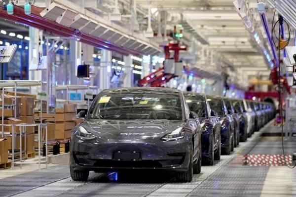 Produk Otomotif Indonesia Bebas dari Safeguard Filipina, Menteri Lutfi: Ini Patut Disyukuri