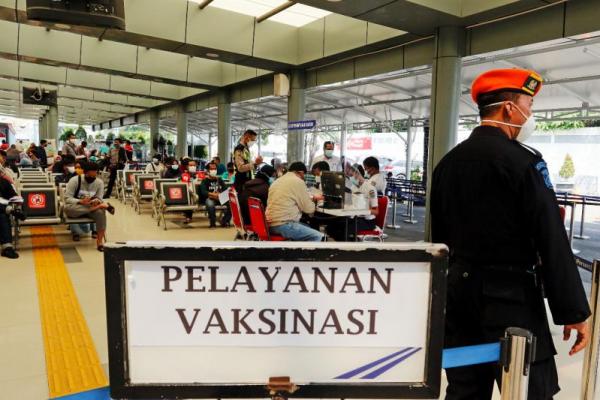 Ingat! Mulai Besok Penumpang KA Jarak Jauh Wajib Vaksin