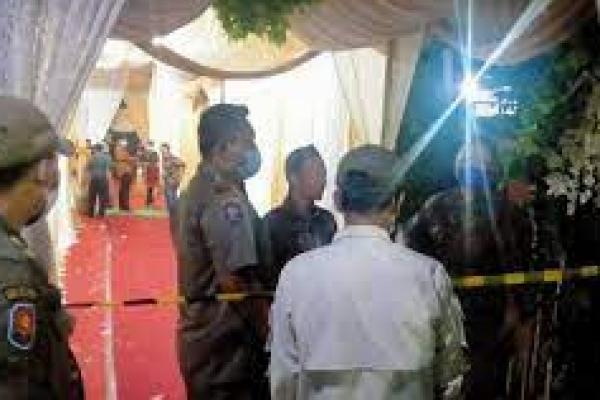 Pemkot Depok Pecat Lurah Gelar Resepsi Pernikahan 