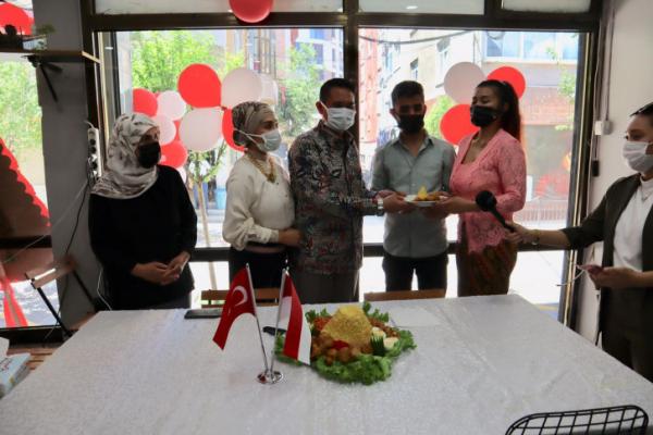 Ada Rumah Makan Rasa Kita di Istanbul