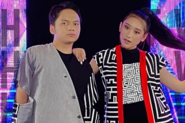 Gandeng Amanda, Calvin Rilis Why Can`t We