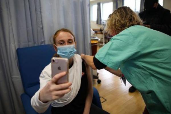 Israel Mulai Distribusi Vaksin Ketiga Covid-19