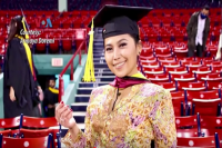 Mahasiswi Indonesia Sampaikan Pidato Kelulusan pada Wisuda Universitas Northeastern, Boston