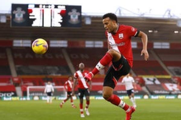 Leicester Dapat Pemain Gratisan Southampton