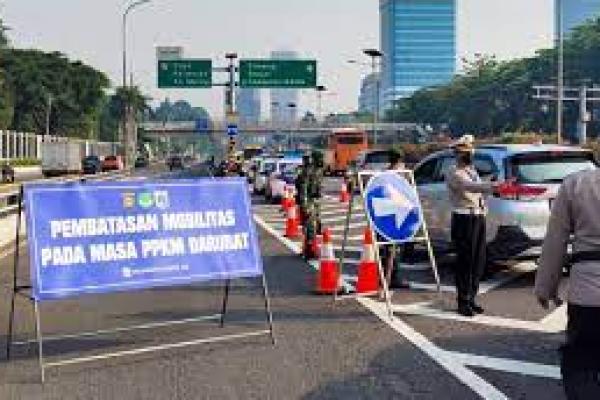 Mendagri Instruksikan Pelaksanaan PPKM Level 4 Hingga 25 Juli