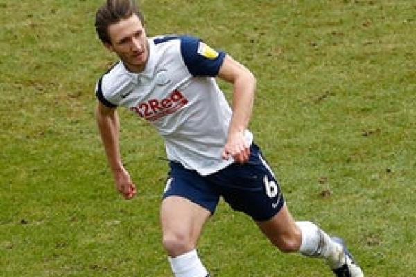 Tak Pernah Dimainkan, Ben Davis Siap Tinggalkan Liverpool