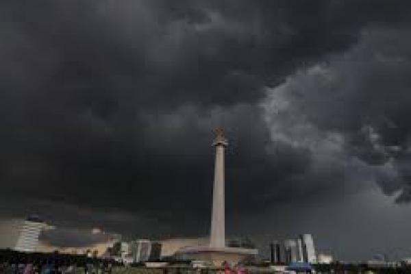Waspada Potensi Angin Kencang di Dua Wilayah Jakarta