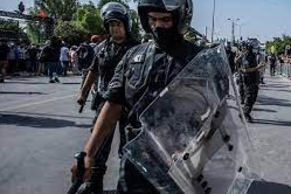 Aparat Tunisia Gerebek Kantor Al-Jazeera