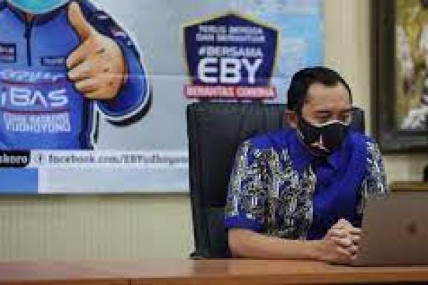 Ibas Bagikan 3.700 Paket Vitamin dan Alat Prokes  