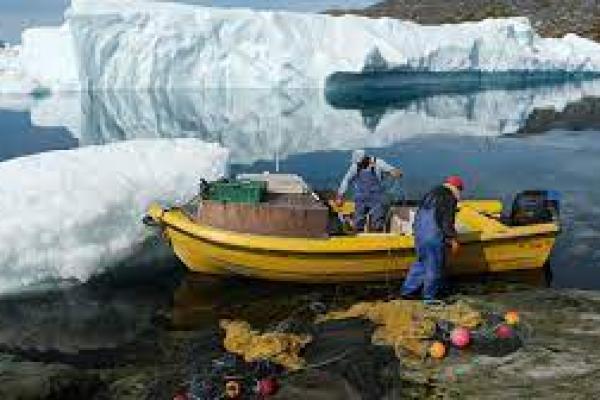  Lapisan Es Greenland Mencair Disebabkan Gelombang Panas 