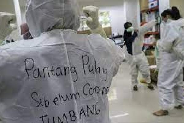  21.000  Nakes Indonesia Terlambat Terima Pembayaran Insentif