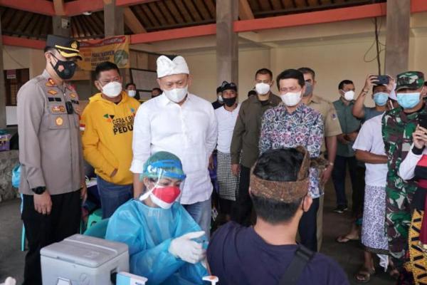  Vaksinasi di Bali Sangat Membantu Percepatan Pemulihan Pariwisata