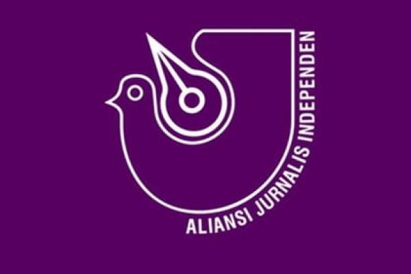 AJI Beri Era Purnama Sari Anugerah SK Trimurti Award 2021