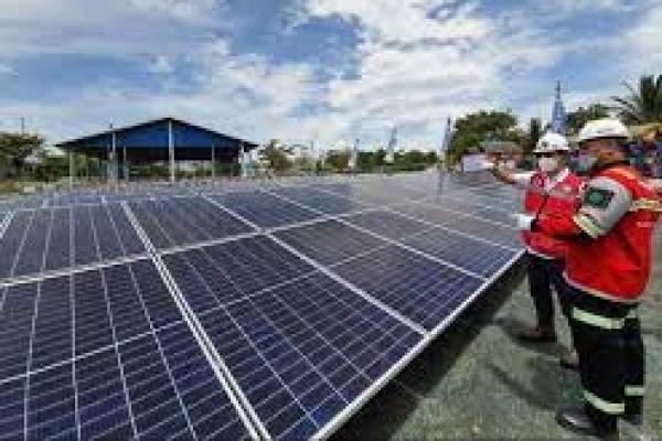 Pengguna Listrik Tenaga Surya Melonjak Tajam