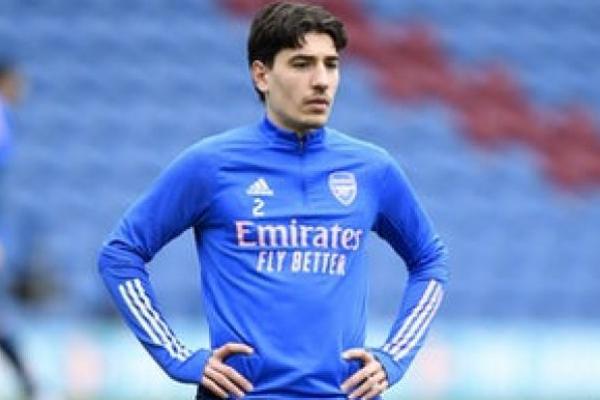 Hector Bellerin Tak Mau Balik ke Arsenal