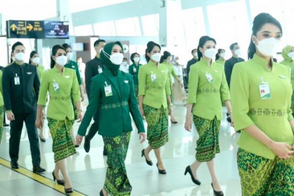 Citilink Luncurkan Seragam Baru Awak Kabin 