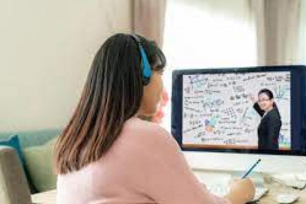 Belajar Daring Meningkatkan Rabun Jauh Pada Anak-Anak 