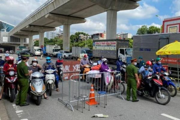 Vietnam Perpanjang Pembatasan Covid-19 di Pusat Kota