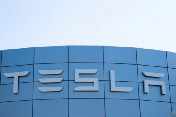 Atasi Tantangan Produksi, Chief Executive Tesla Meminta Karyawan Menjadi Super Hardcore