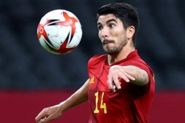 Gelandang Valencia Jadi Rebutan Real Madrid dan Liverpool 